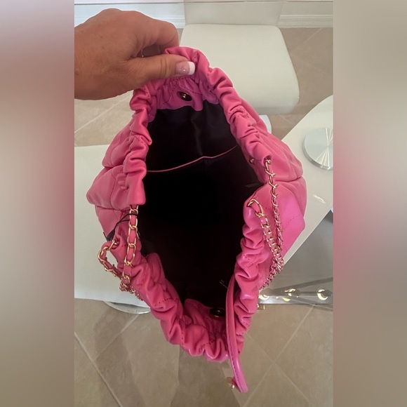 Pink Quilted Women's Bag - Picture 4 of 6